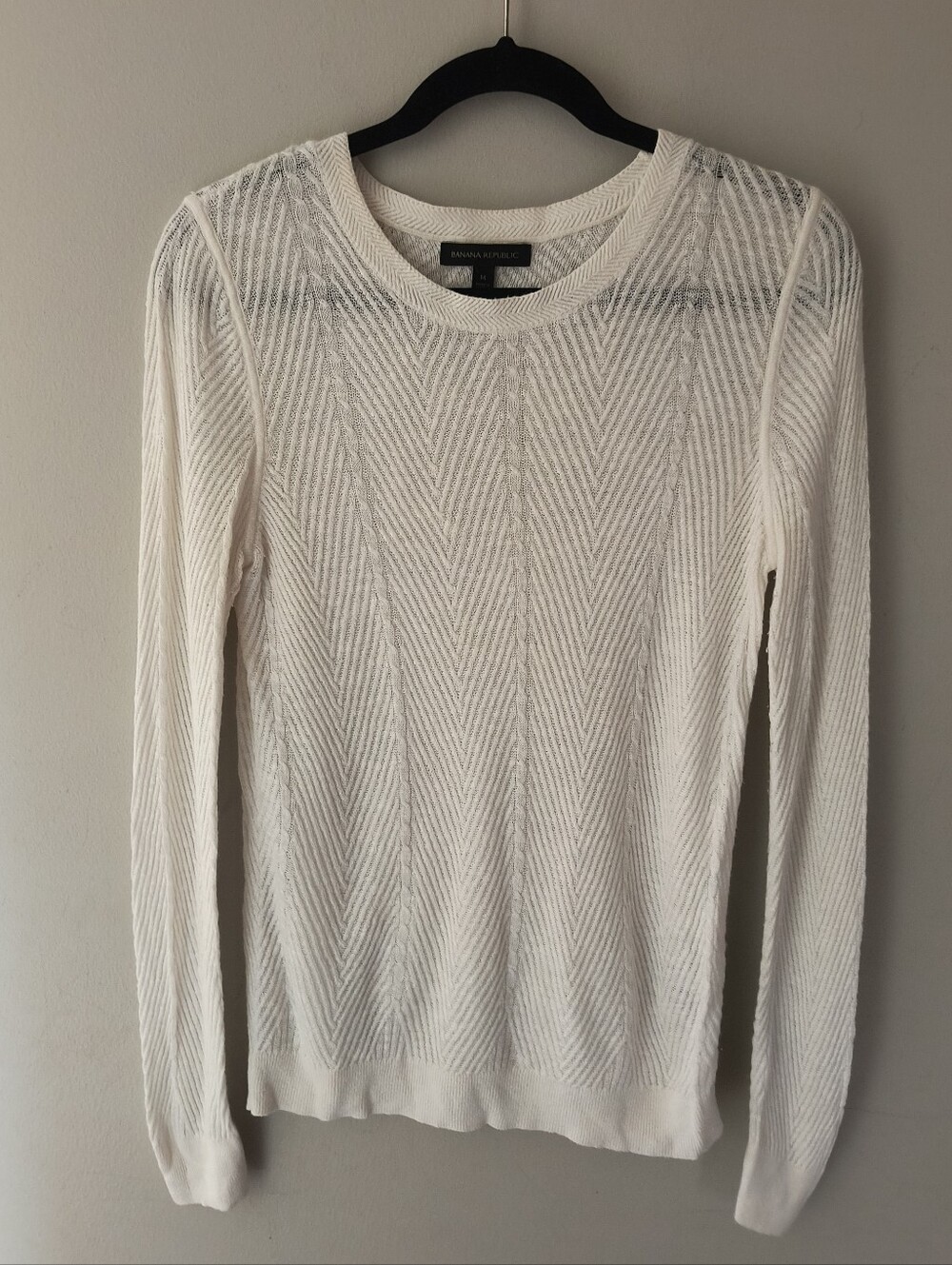Banana Republic White Crew neck Sweater Size Medium